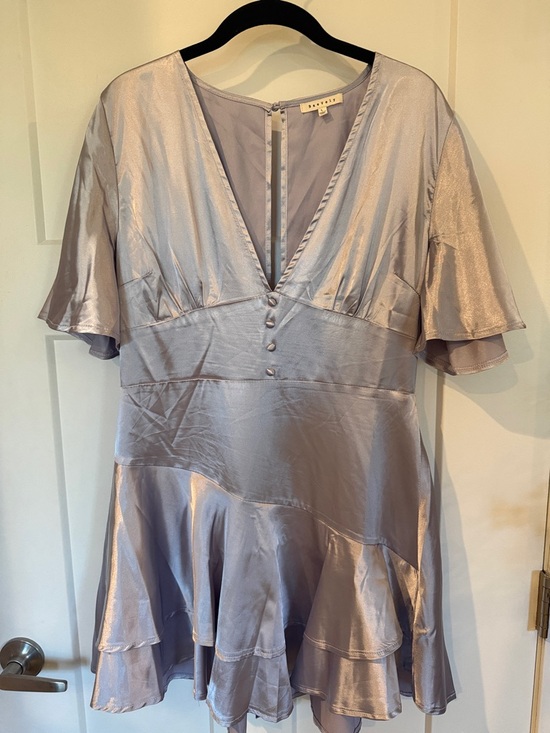 baeverly Pants - Silky Lavender V-Neck Flutter Sleeve Dress